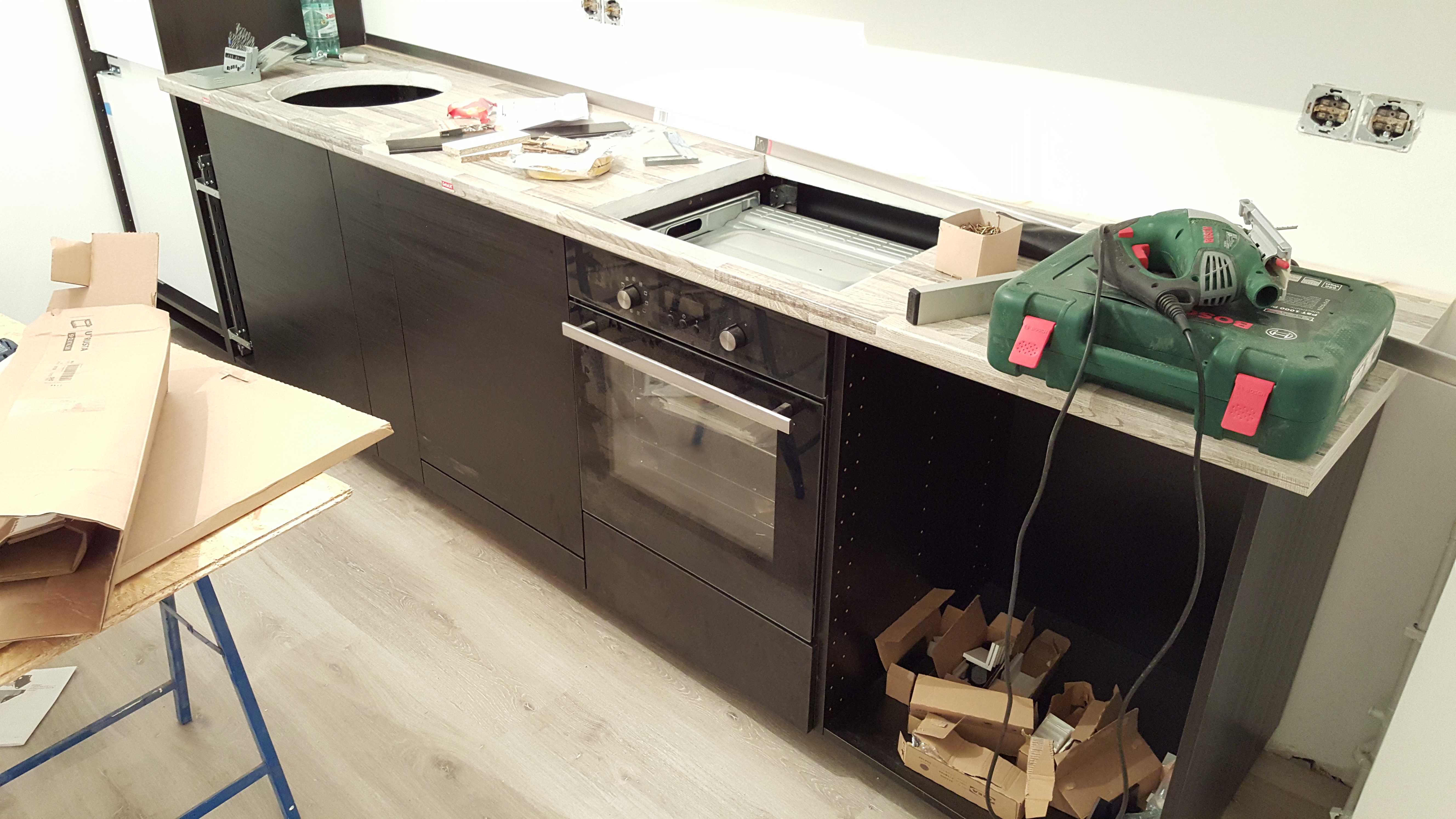 Die küche der aufbau...und das ikea problem