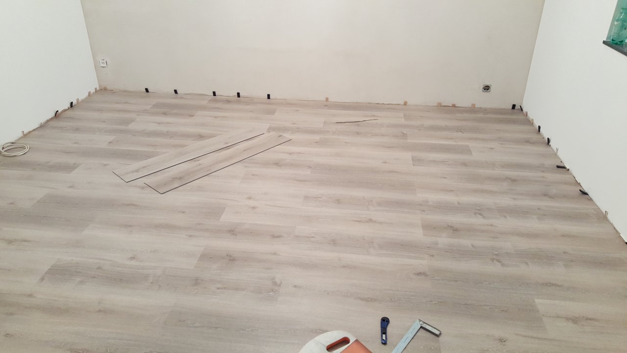 Das Wohnzimmer - Fußboden Teil 2
